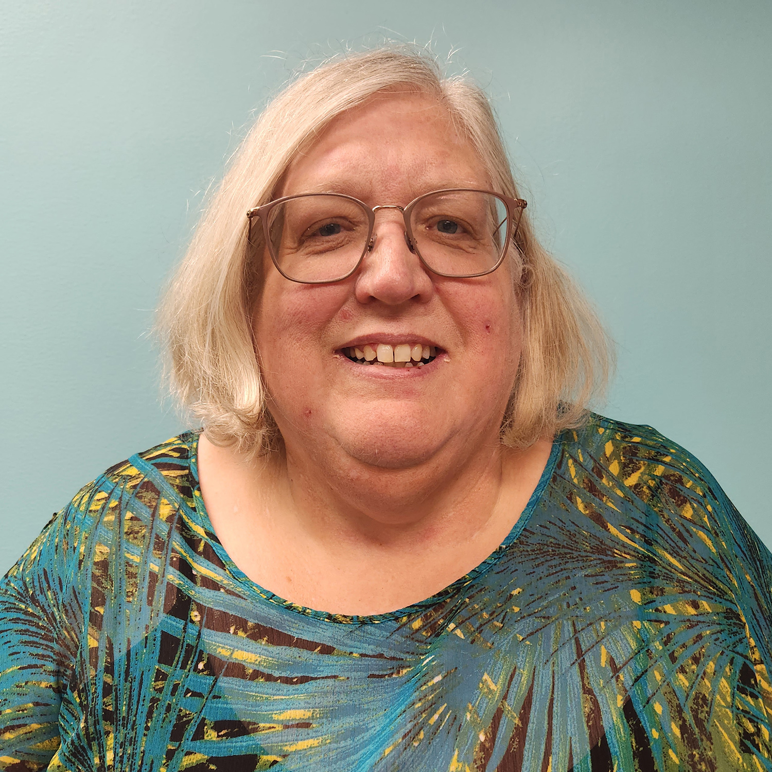 Jill Weinand Jill Weinand<br />
TRAIL Manager Reach for Resources