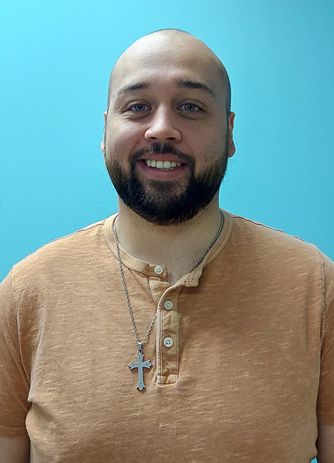 Zackery Henslee-2 Zackery Henslee Reach for Resources Waiver Case Manager Social Worker Featured Employee