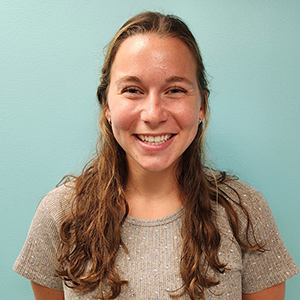 Kyra Courson mental health therapist for teens, adults and couples at Reach for Resources.
